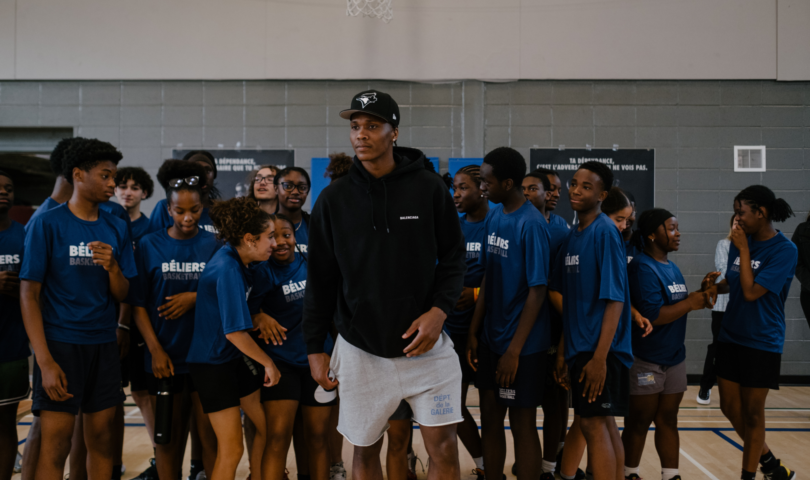 Ben Mathurin s’engage auprès des jeunes de Montréal pour une vie sans fumée